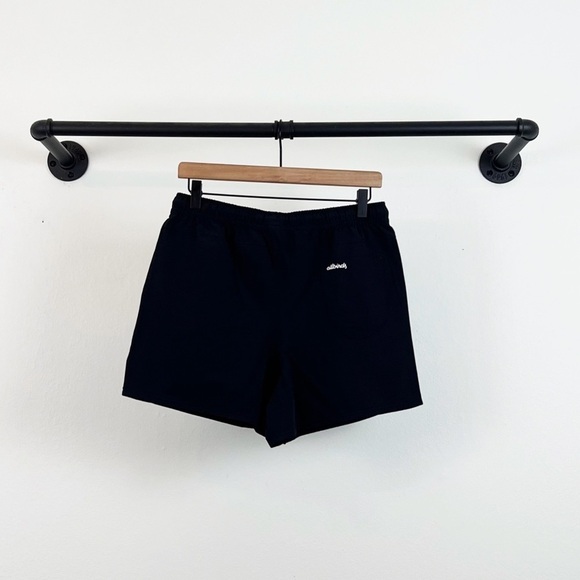 NWT Allbirds Women's Natural Run Short in Black Wool Blend - Picture 7 of 9